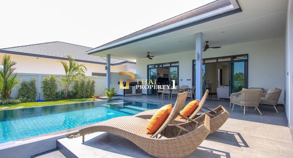 For sale 3 bedrooms villa in Hua Hin, Prachuap Khiri Khan