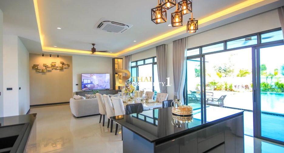 For sale 3 bedrooms villa in Hua Hin, Prachuap Khiri Khan