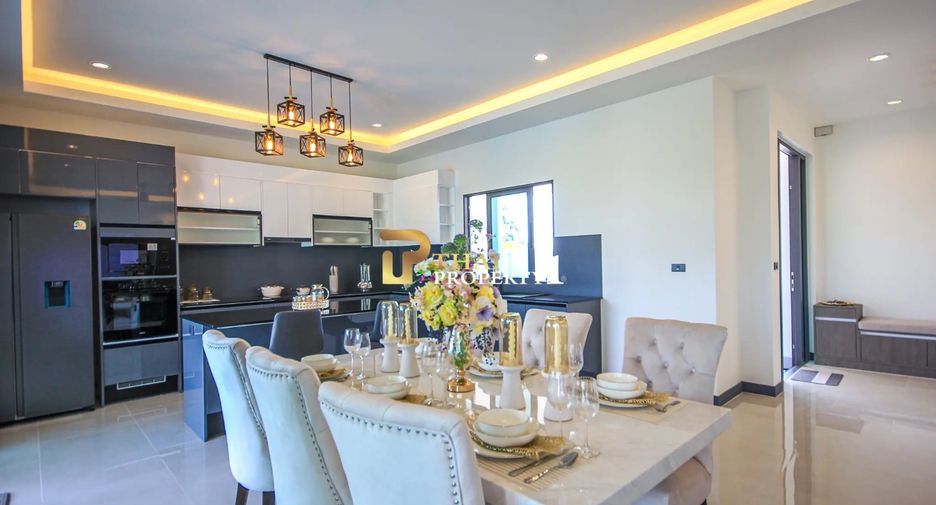For sale 3 bedrooms villa in Hua Hin, Prachuap Khiri Khan