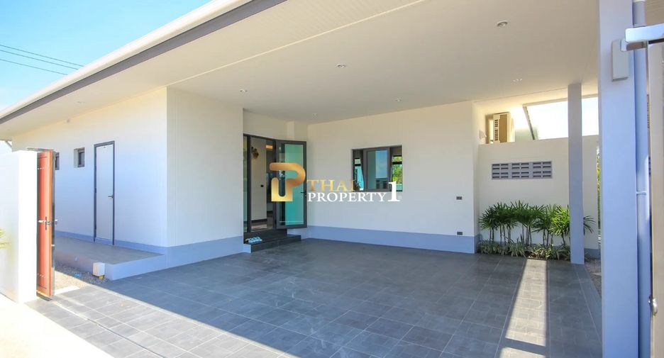 For sale 3 bedrooms villa in Hua Hin, Prachuap Khiri Khan