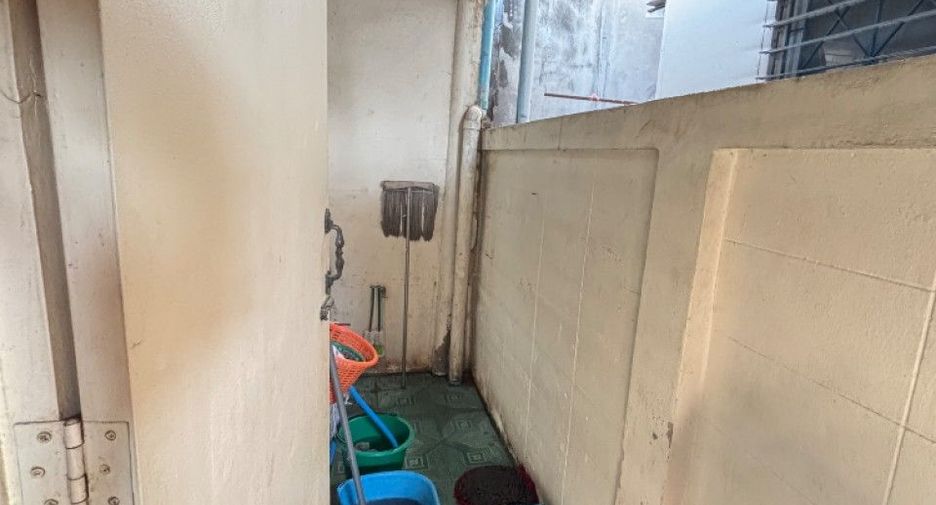 Haus zum Kauf mit 3 Zimmer in Nong Chok, Bangkok