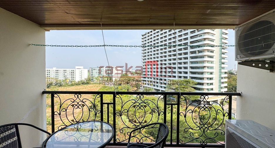 For rent and for sale 2 bedrooms condo in North Pattaya, Pattaya