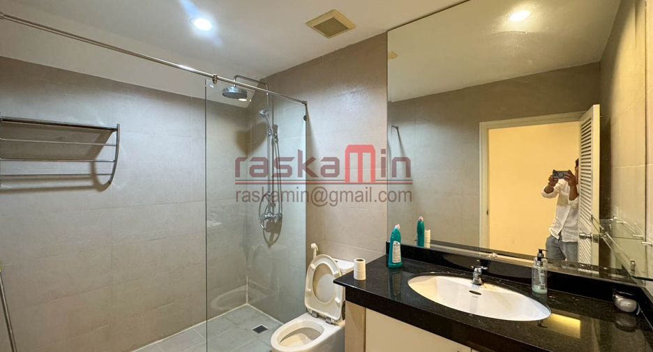 For rent and for sale 2 bedrooms condo in North Pattaya, Pattaya