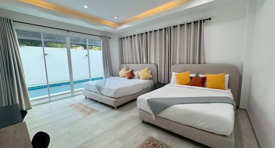 For rent 4 bedrooms villa in Sattahip, Chonburi