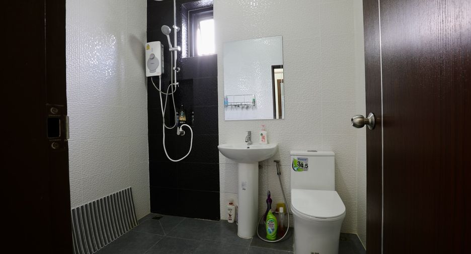 Casa en venta de 3 habitaciones en Bang Lamung, Chonburi