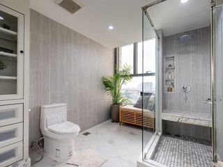 For sale 2 bedrooms condo in Yan Nawa, Bangkok