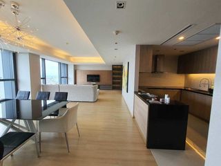 For rent 3 ベッドルーム condo in Sathon, Bangkok