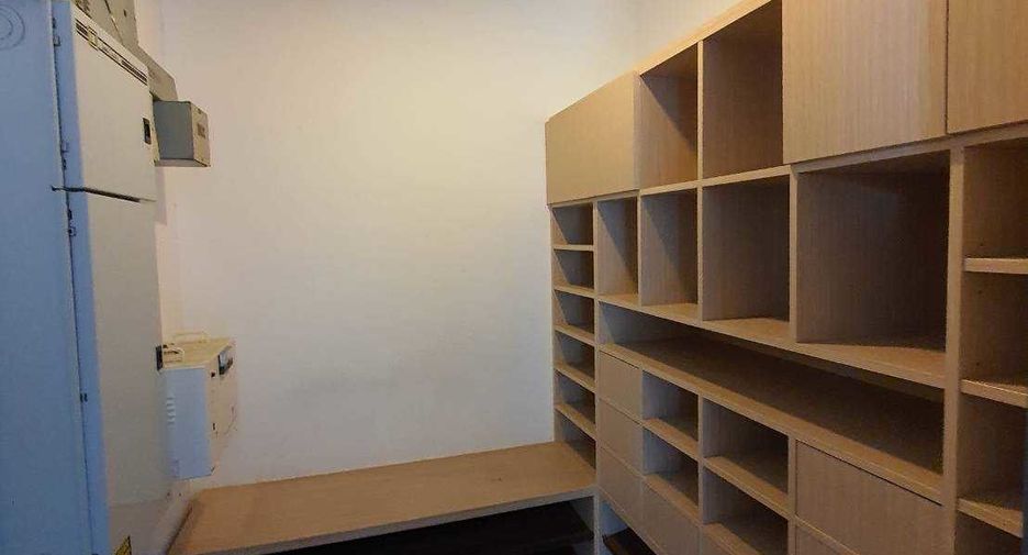 ให้เช่า 3 ห้องนอน คอนโด ใน สาทร, กรุงเทพฯ