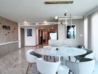 À louer et à vendre 3 chambres condo à Yan Nawa, Bangkok