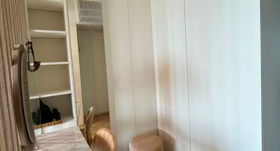 出租 和 出售 3 卧室 公寓 在 Yan Nawa, 曼谷