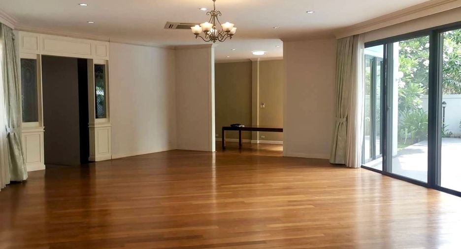 Haus zur Miete mit 5 Zimmer in Suan Luang, Bangkok
