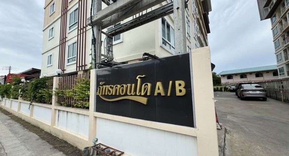 For sale 1 bed condo in Mueang Chon Buri, Chonburi