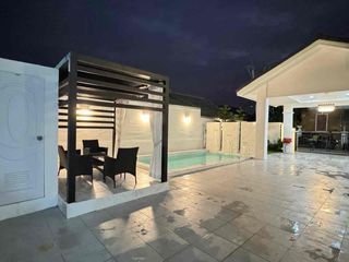 Villa zur Miete mit 4 Zimmer in Bang Lamung, Chonburi