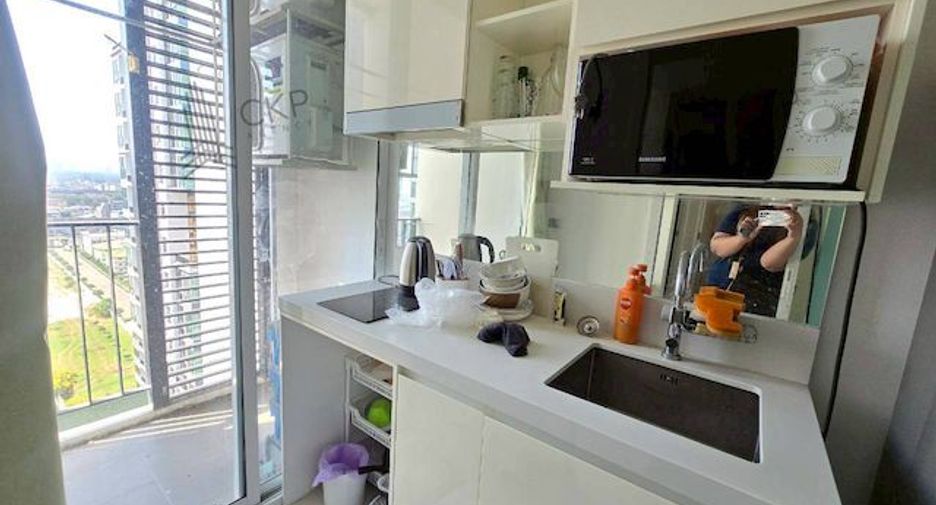 For sale 1 bed condo in Bang Na, Bangkok