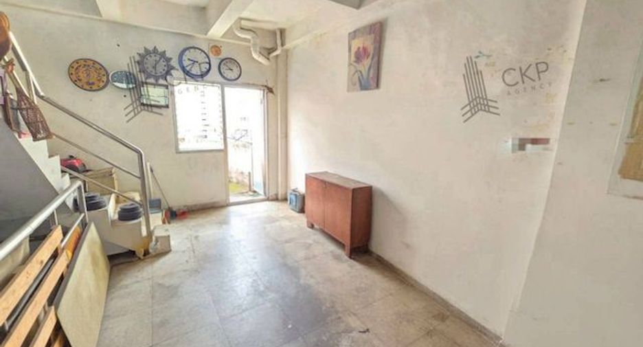 For sale 2 bedrooms retail Space in Prawet, Bangkok