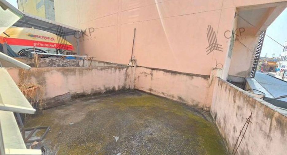 For sale 2 bedrooms retail Space in Prawet, Bangkok
