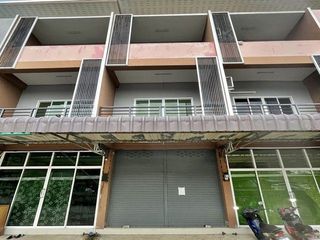 For sale 1 Beds retail Space in Samoeng, Chiang Mai