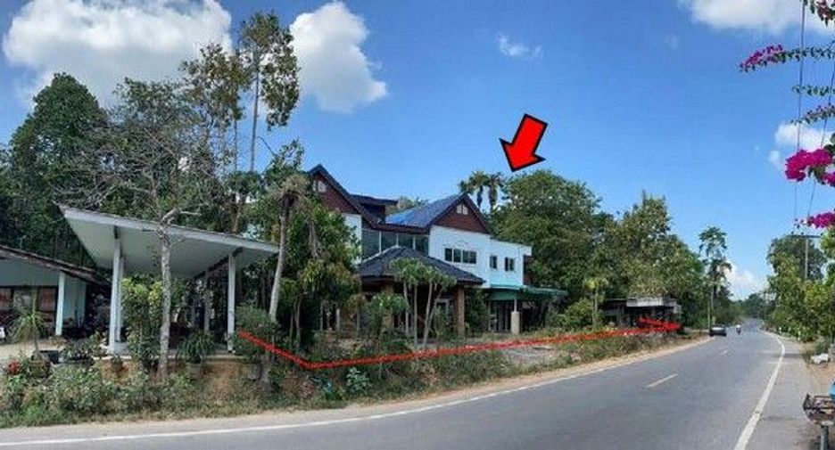Haus zum Kauf mit 1 Zimmer in Phrom Khiri, Nakhon Si Thammarat