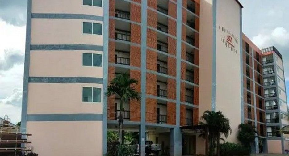 For sale 1 bed condo in San Sai, Chiang Mai