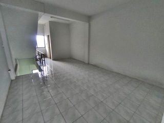 For sale 1 bed retail Space in Mueang Chiang Rai, Chiang Rai