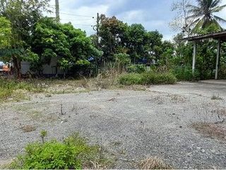 Terreno en venta en Phrom Khiri, Nakhon Si Thammarat