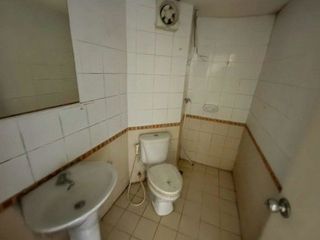 For sale 1 bed condo in Saphan Sung, Bangkok