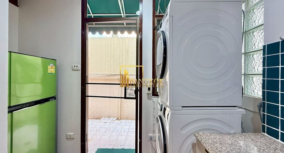 For rent 5 bedrooms house in Khlong Toei, Bangkok