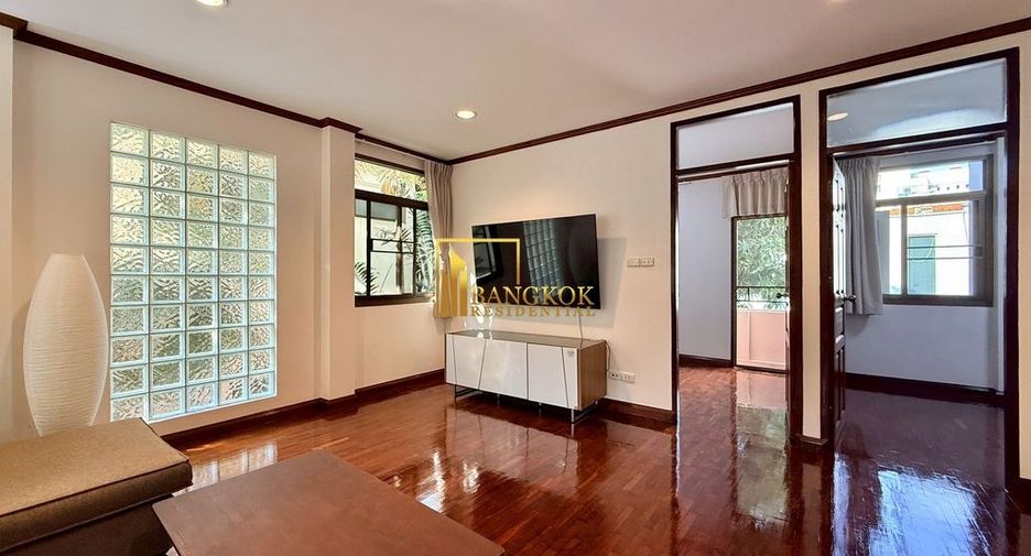 For rent 5 bedrooms house in Khlong Toei, Bangkok