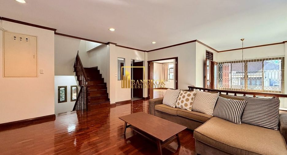 For rent 5 bedrooms house in Khlong Toei, Bangkok