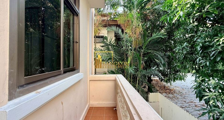 For rent 5 bedrooms house in Khlong Toei, Bangkok