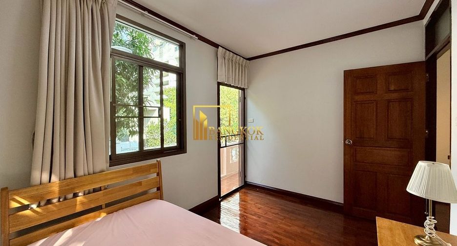 For rent 5 bedrooms house in Khlong Toei, Bangkok