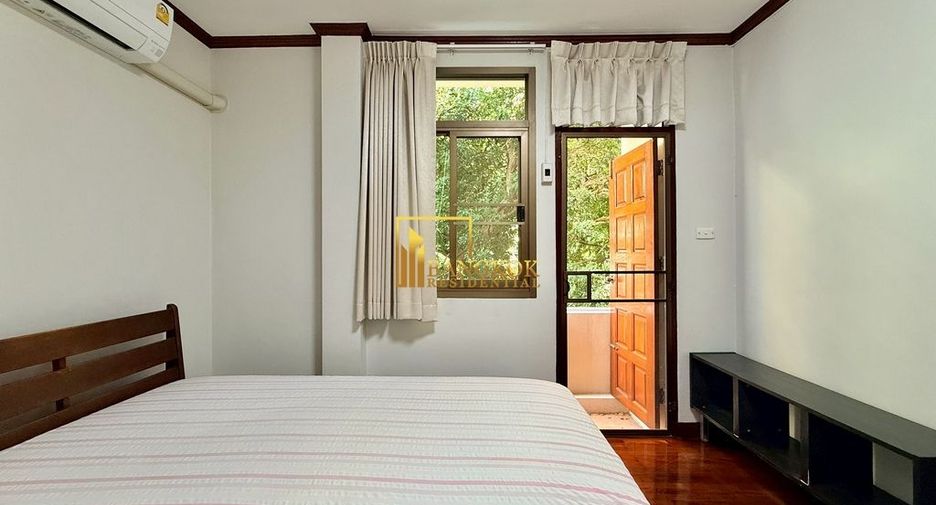 For rent 5 bedrooms house in Khlong Toei, Bangkok