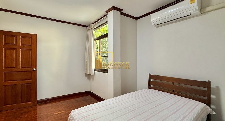For rent 5 bedrooms house in Khlong Toei, Bangkok