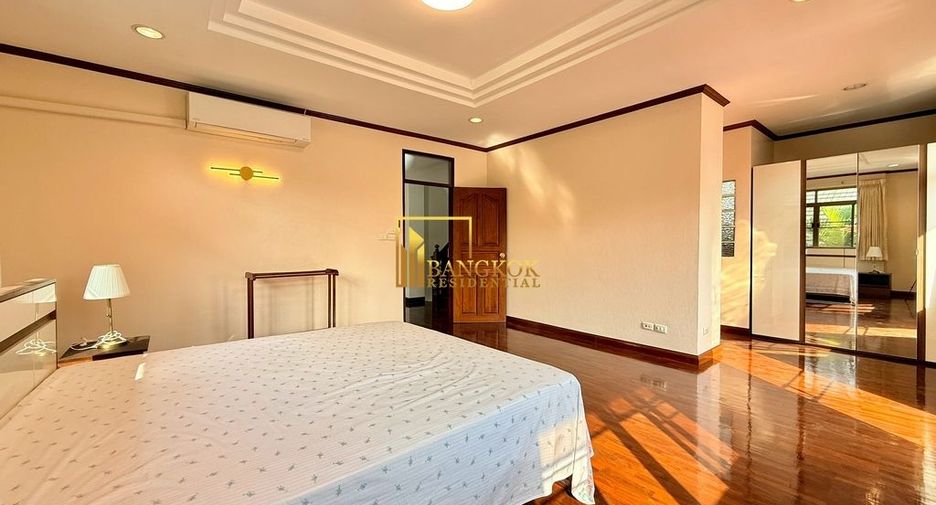 For rent 5 bedrooms house in Khlong Toei, Bangkok