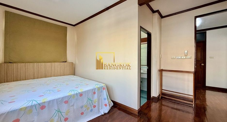 For rent 5 bedrooms house in Khlong Toei, Bangkok