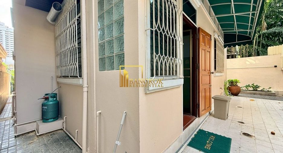 For rent 5 bedrooms house in Khlong Toei, Bangkok
