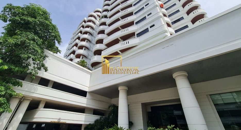 For rent 3 ベッドルーム apartment in Watthana, Bangkok
