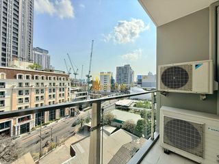 For rent and for sale 2 bedrooms condo in Watthana, Bangkok