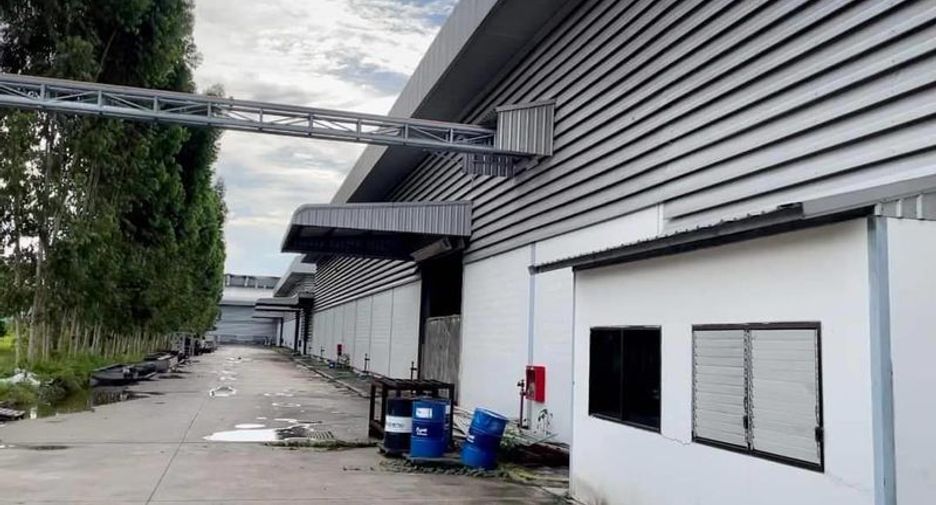 For sale warehouse in Bo Thong, Chonburi