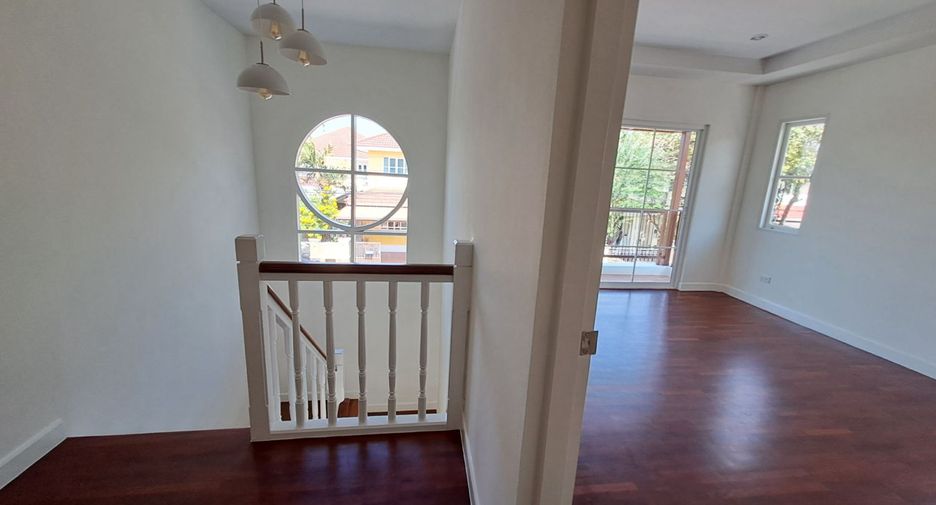 For sale 3 ベッドルーム house in Bang Khen, Bangkok