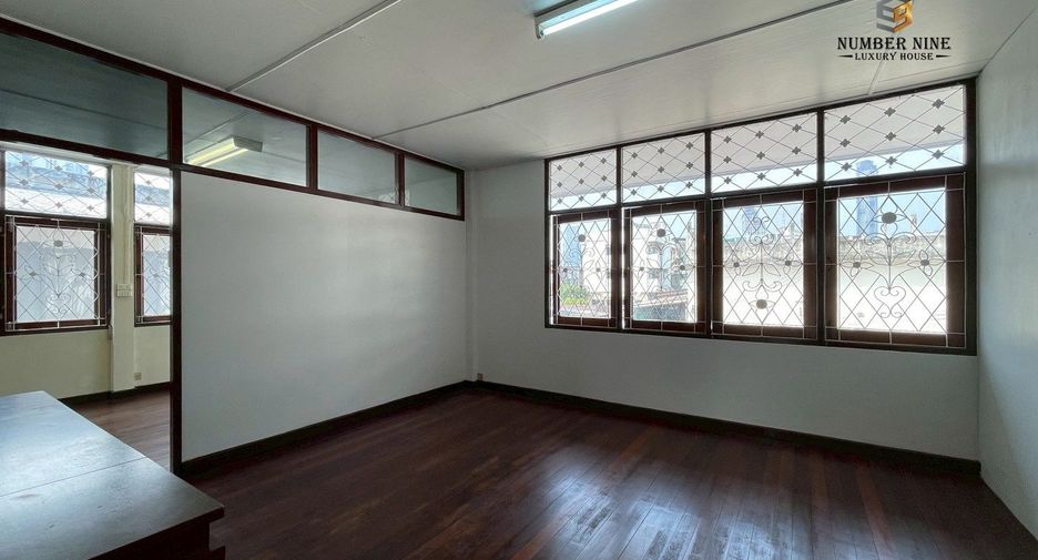 For rent 5 ベッドルーム office in Sathon, Bangkok