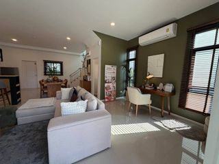 For sale 2 ベッドルーム townhouse in Saraphi, Chiang Mai