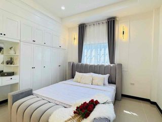 Villa zur Miete mit 4 Zimmer in Bang Lamung, Chonburi