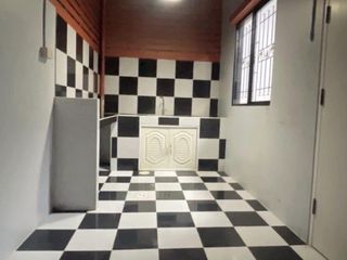 Casa adosada en venta de 3 habitaciones en Khlong Luang, Pathum Thani