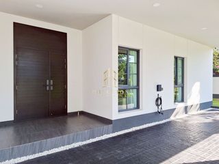 For sale 5 bedrooms house in Bang Phli, Samut Prakan