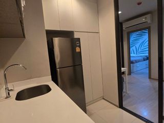 For rent 2 bedrooms apartment in Huai Khwang, Bangkok