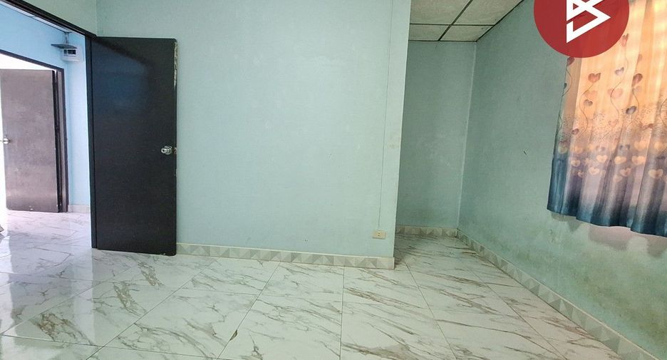For sale 2 bedrooms townhouse in Mueang Samut Prakan, Samut Prakan