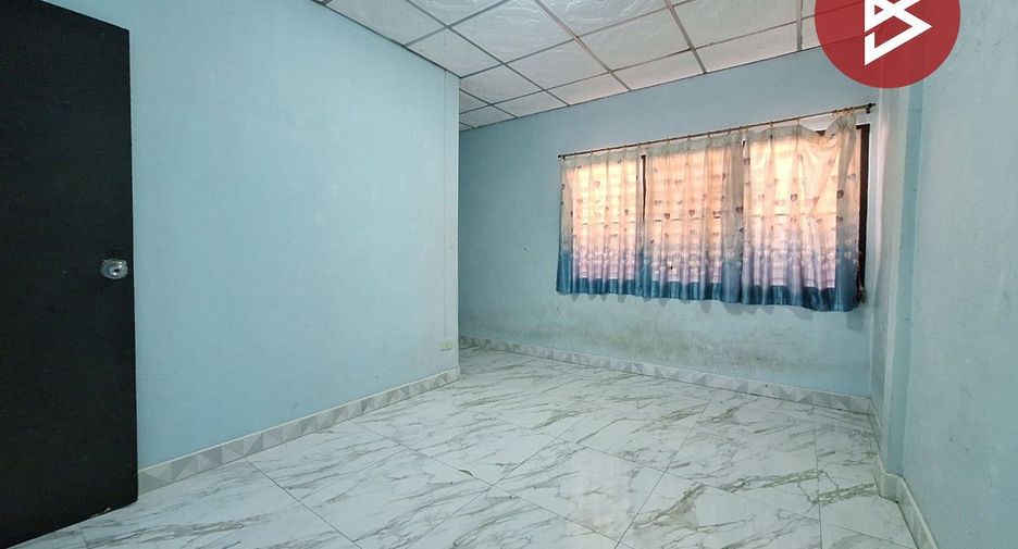 For sale 2 bedrooms townhouse in Mueang Samut Prakan, Samut Prakan