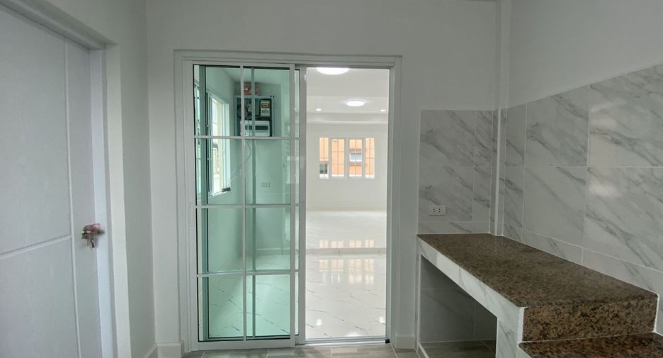 For sale 3 bedrooms house in Bang Khen, Bangkok