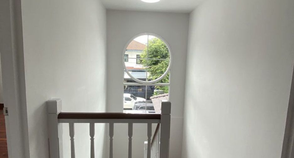 For sale 3 bedrooms house in Bang Khen, Bangkok